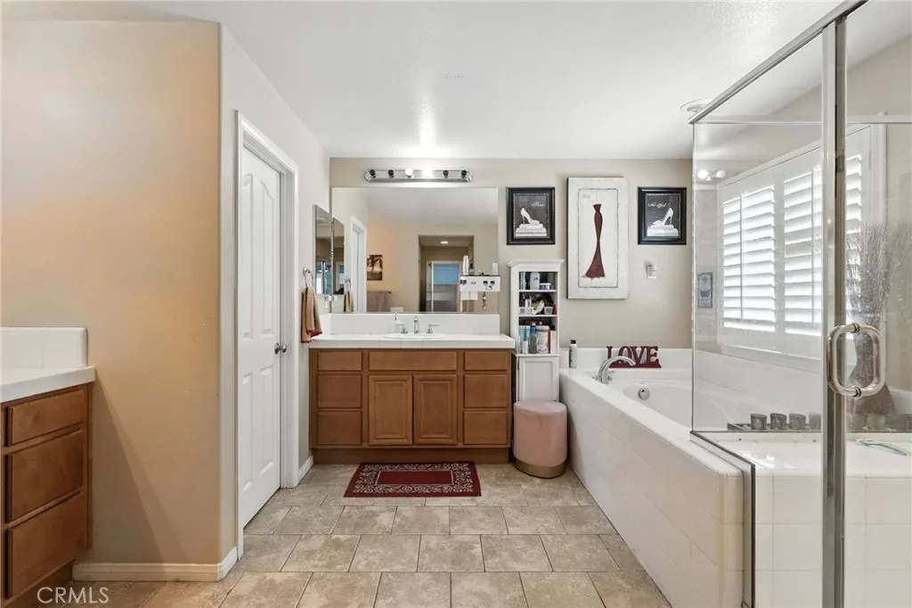14253 Wolfhound Street, Eastvale, California 92880 home-pic-20