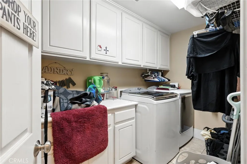 14253 Wolfhound Street, Eastvale, California 92880 home-pic-12