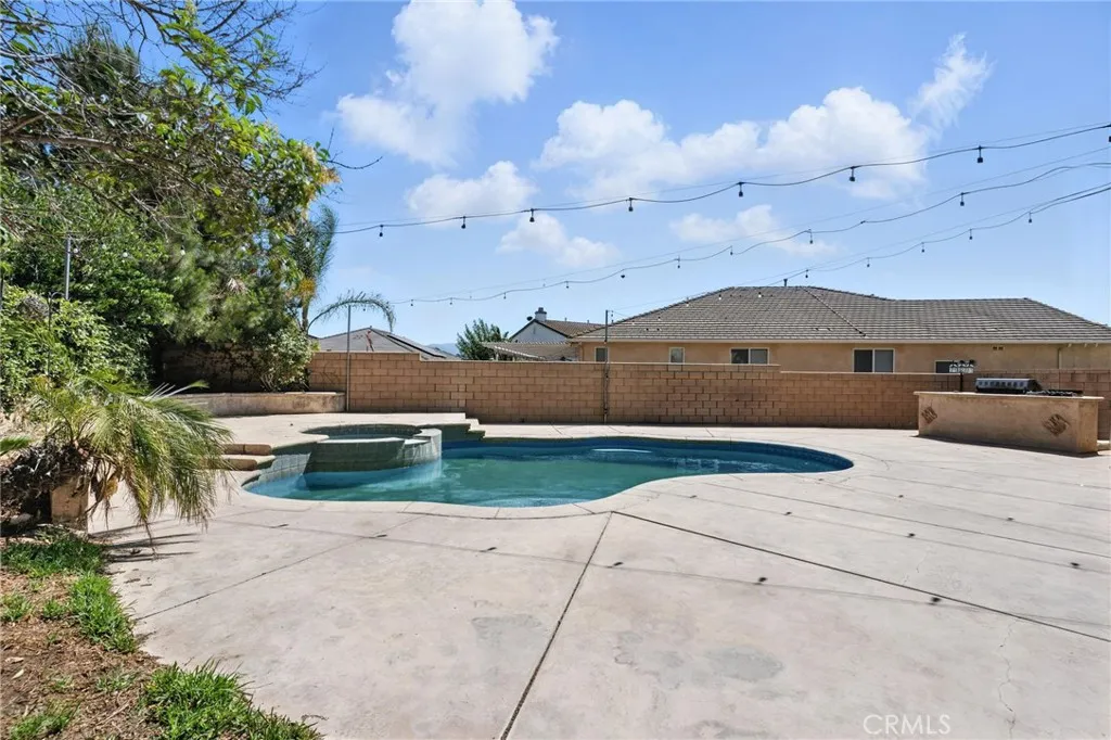 14253 Wolfhound Street, Eastvale, California 92880 home-pic-30