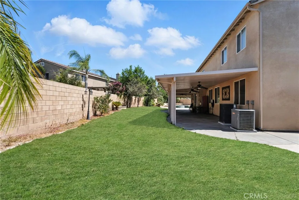 14253 Wolfhound Street, Eastvale, California 92880 home-pic-28