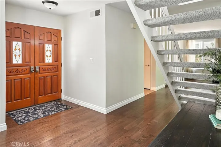 25654 Velan Drive, Valencia, California 91355