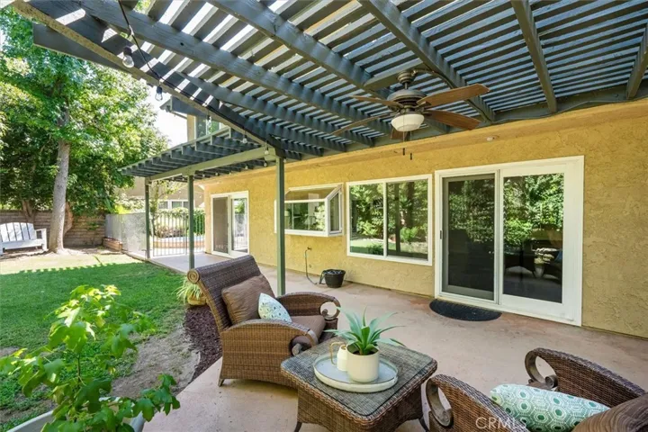 25654 Velan Drive, Valencia, California 91355