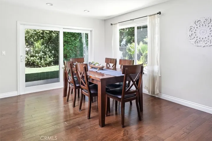25654 Velan Drive, Valencia, California 91355