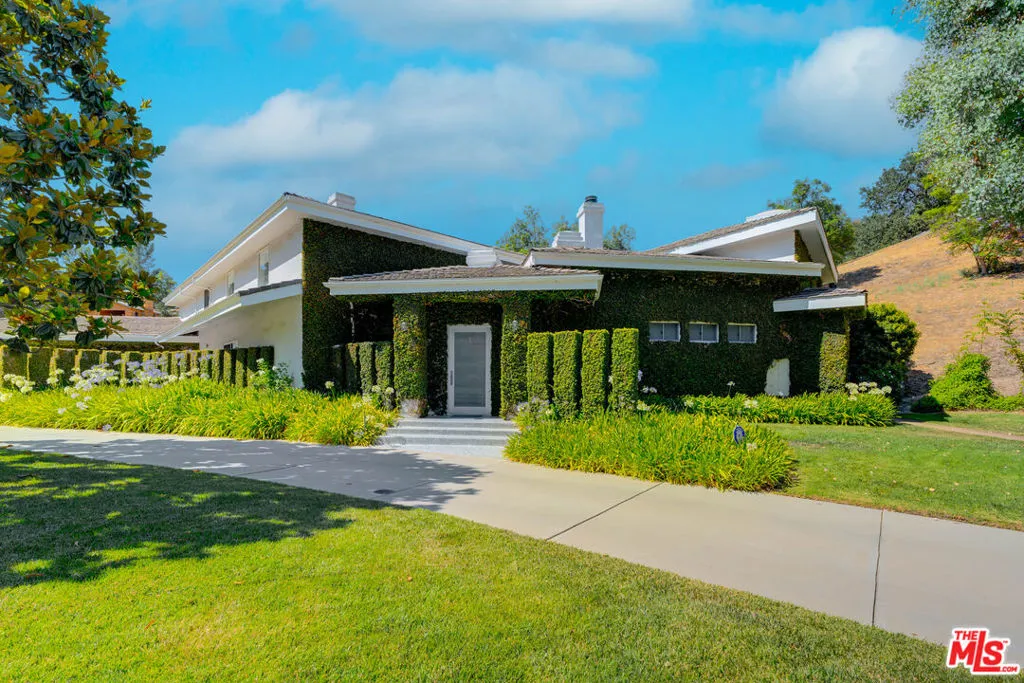 24341 Bridle Trail Road, Hidden Hills, California 91302 home-pic-1