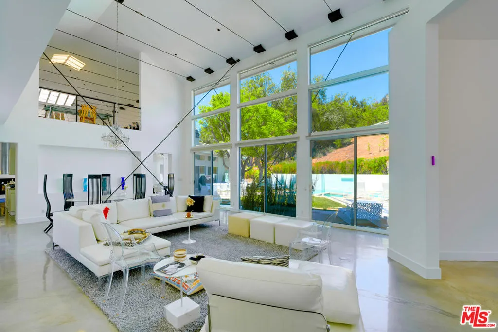 24341 Bridle Trail Road, Hidden Hills, California 91302 home-pic-3