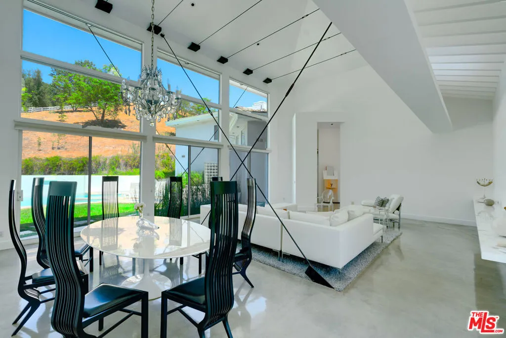 24341 Bridle Trail Road, Hidden Hills, California 91302 home-pic-5
