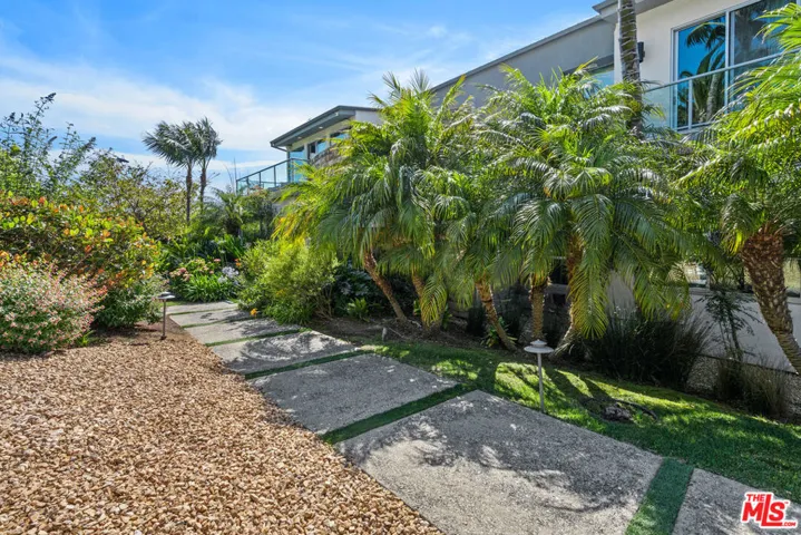 6047 Cavalleri Road, Malibu, California 90265
