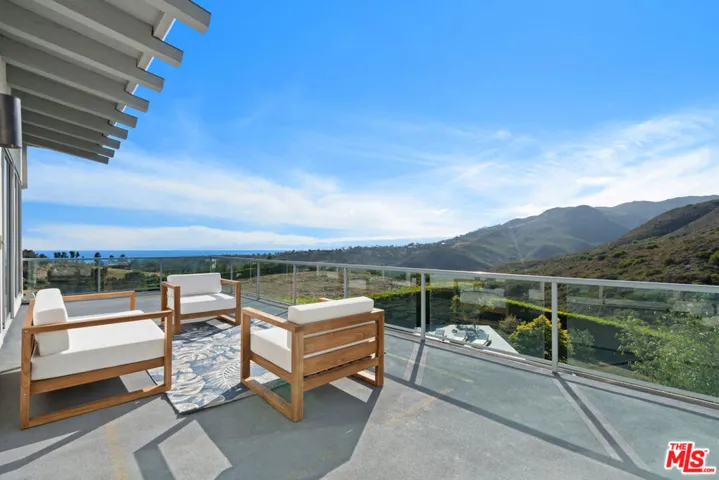 6047 Cavalleri Road, Malibu, California 90265