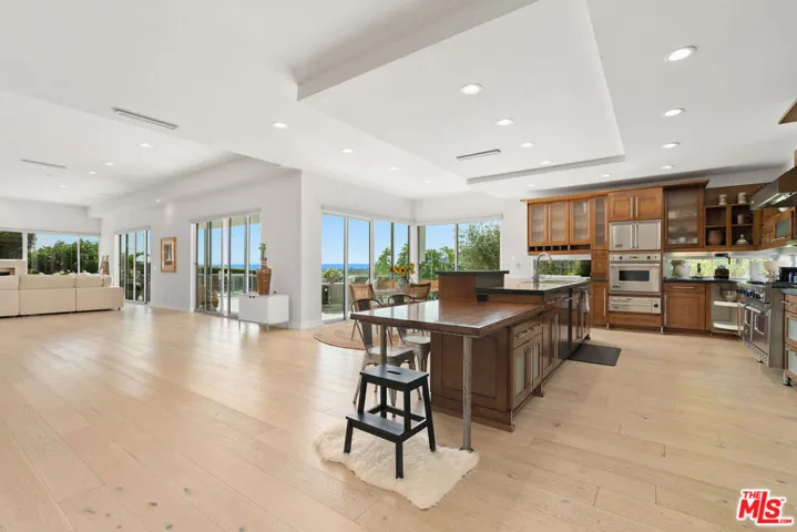 6047 Cavalleri Road, Malibu, California 90265