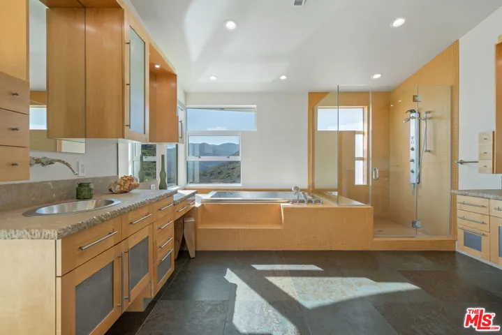 6047 Cavalleri Road, Malibu, California 90265