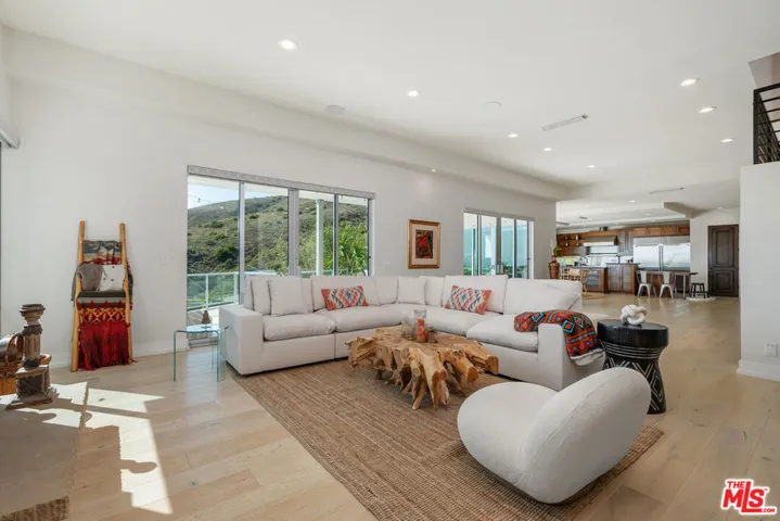6047 Cavalleri Road, Malibu, California 90265