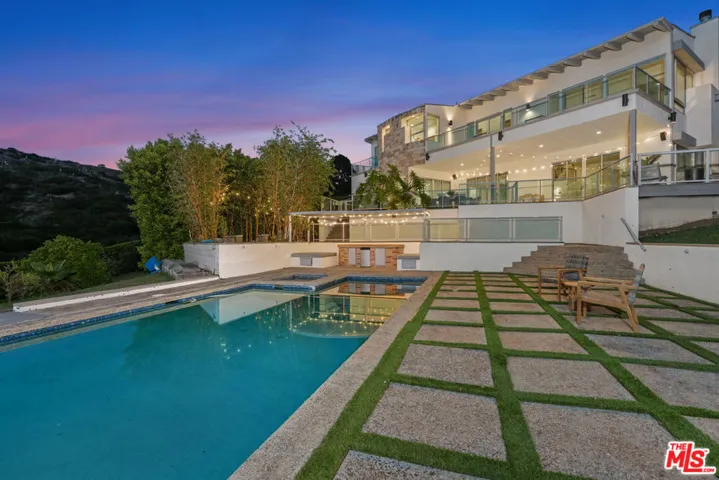 6047 Cavalleri Road, Malibu, California 90265
