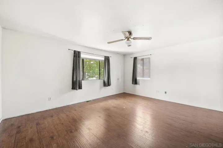 2070 Caraway St, Escondido, California 92026