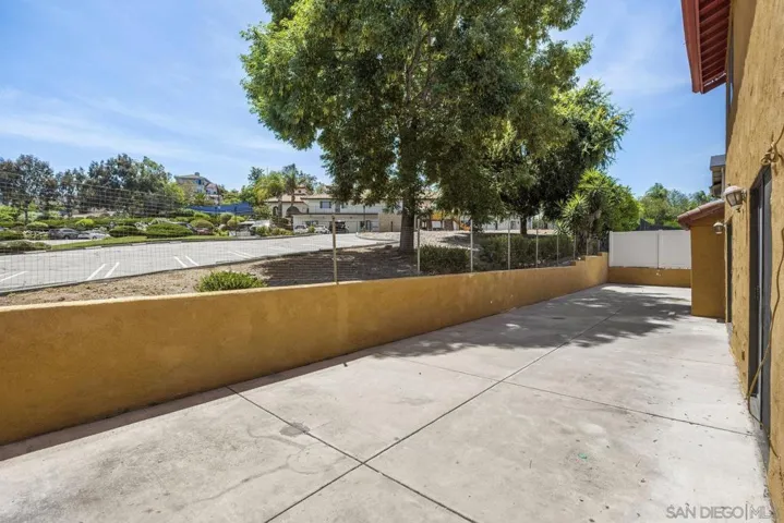 2070 Caraway St, Escondido, California 92026