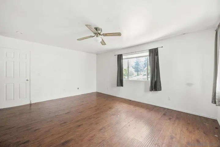 2070 Caraway St, Escondido, California 92026
