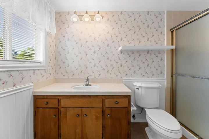 12830 Avenida La Valencia, Poway, California 92064