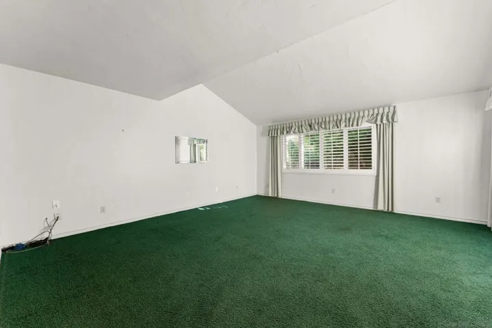 12830 Avenida La Valencia, Poway, California 92064