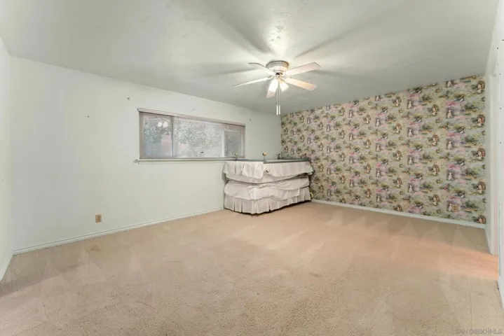 12830 Avenida La Valencia, Poway, California 92064