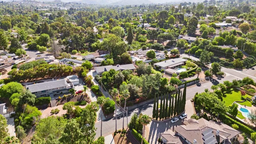 12830 Avenida La Valencia, Poway, California 92064