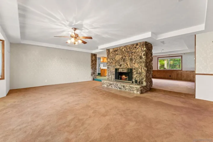 12830 Avenida La Valencia, Poway, California 92064