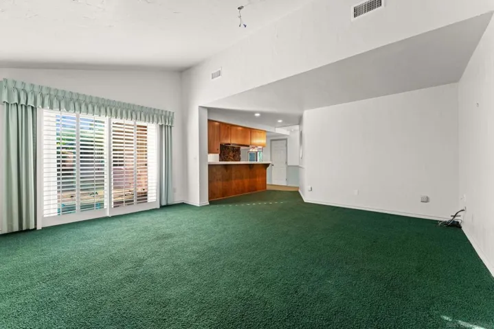 12830 Avenida La Valencia, Poway, California 92064