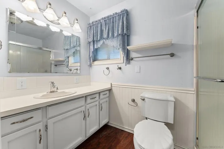 12830 Avenida La Valencia, Poway, California 92064