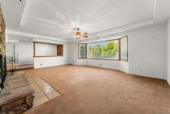 12830 Avenida La Valencia, Poway, California 92064