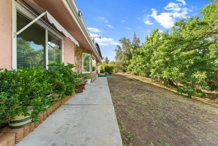 12830 Avenida La Valencia, Poway, California 92064