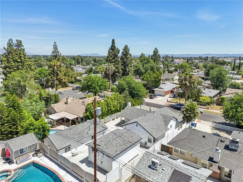 17043 Celtic Street, Granada Hills, California 91344 home-pic-40