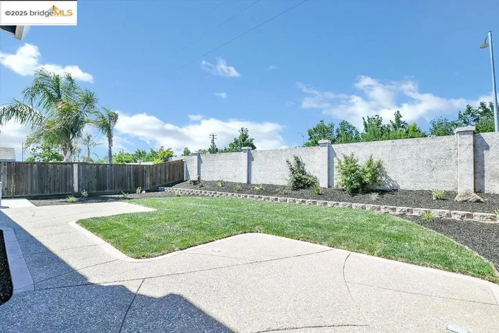 668 Miller Dr, Oakley, California 94561
