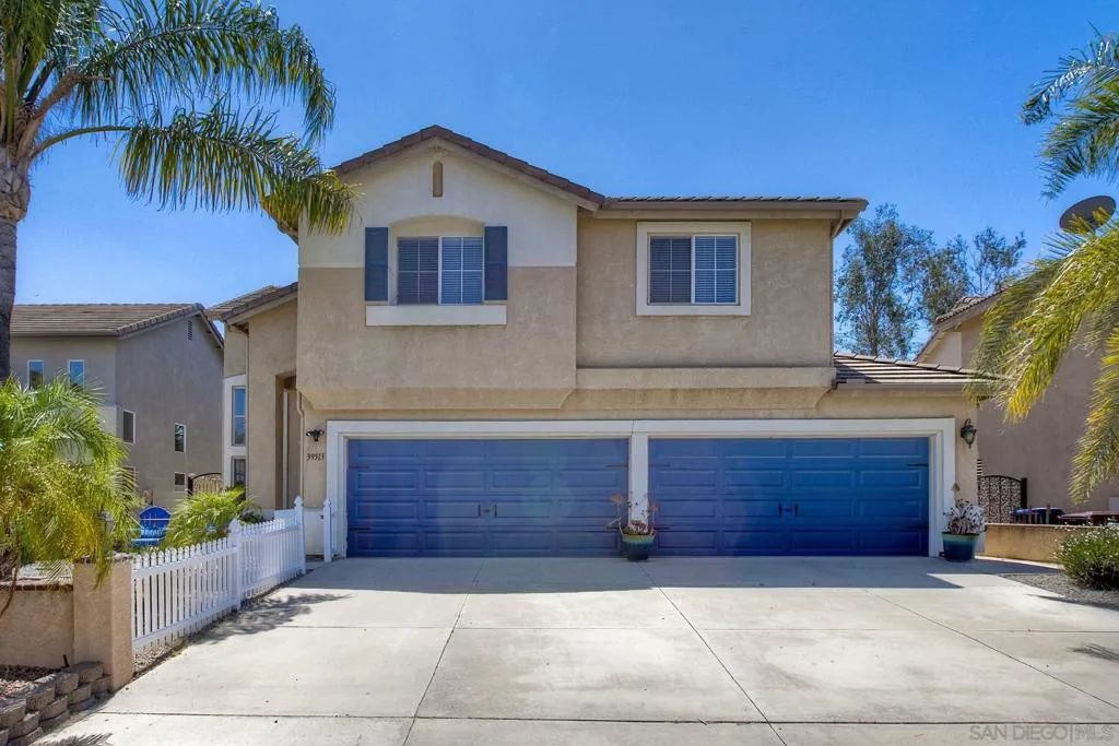 39513 Bonaire Way, Murrieta, California 92563, 5 Bedrooms Bedrooms, ,4 BathroomsBathrooms,Residential,For Sale,Bonaire Way,250033033SD