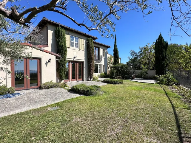 35 Hedgerow, Irvine, California 92603