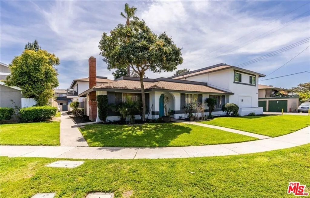 2650 E Park Lane, Anaheim, California 92806, ,Residential Income,For Sale,Park,25563545