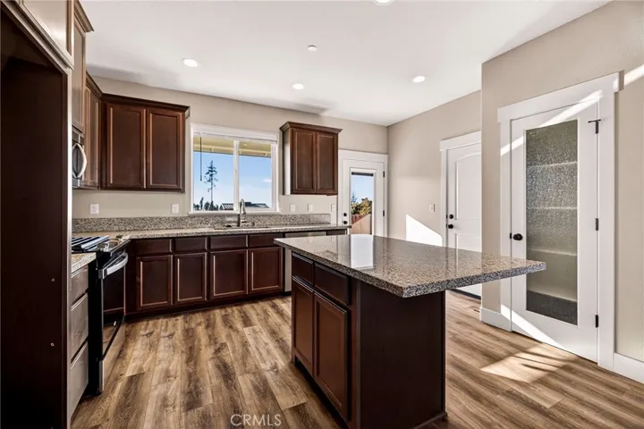 836 Regnier Lane, Paradise, California 95969