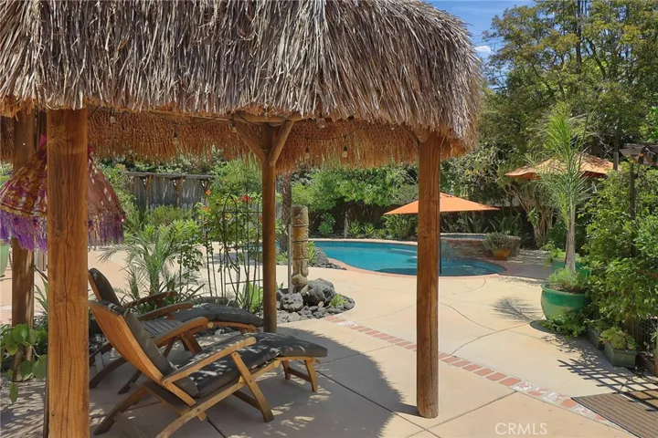 5866 Varna Avenue, Valley Glen, California 91401