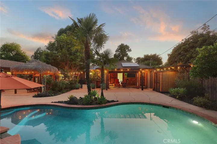 5866 Varna Avenue, Valley Glen, California 91401