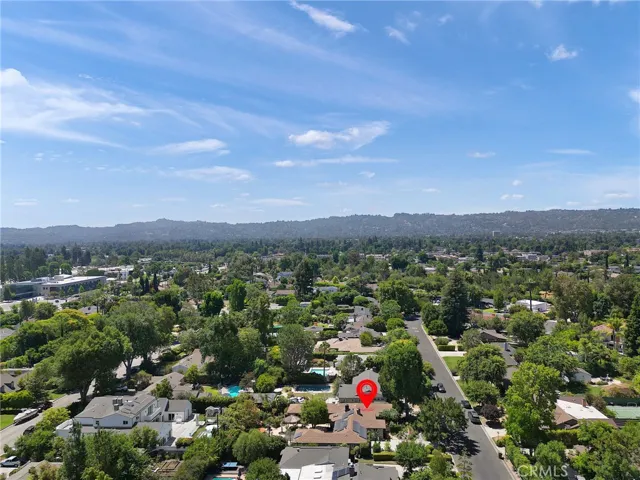 5866 Varna Avenue, Valley Glen, California 91401