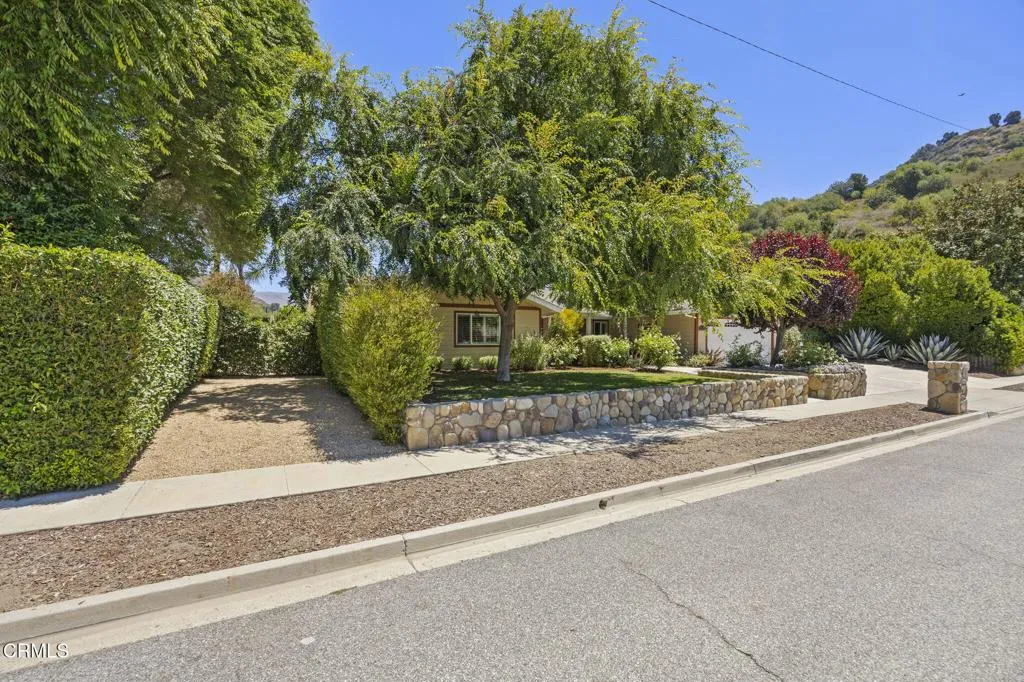 1687 Kenewa Street, Ojai, California 93023 home-pic-1