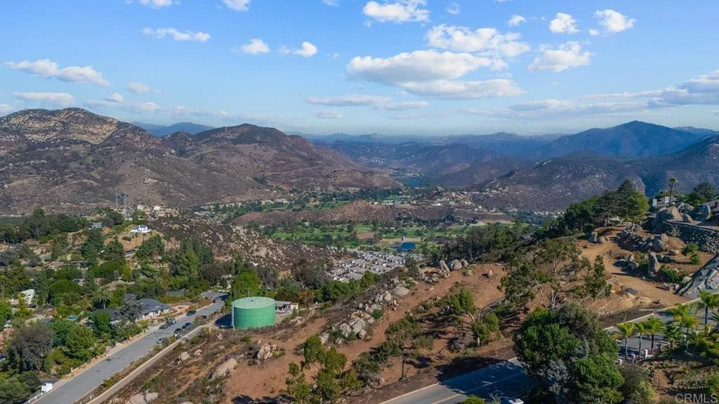 1223 Burris Drive, El Cajon, California 92019 home-pic-72