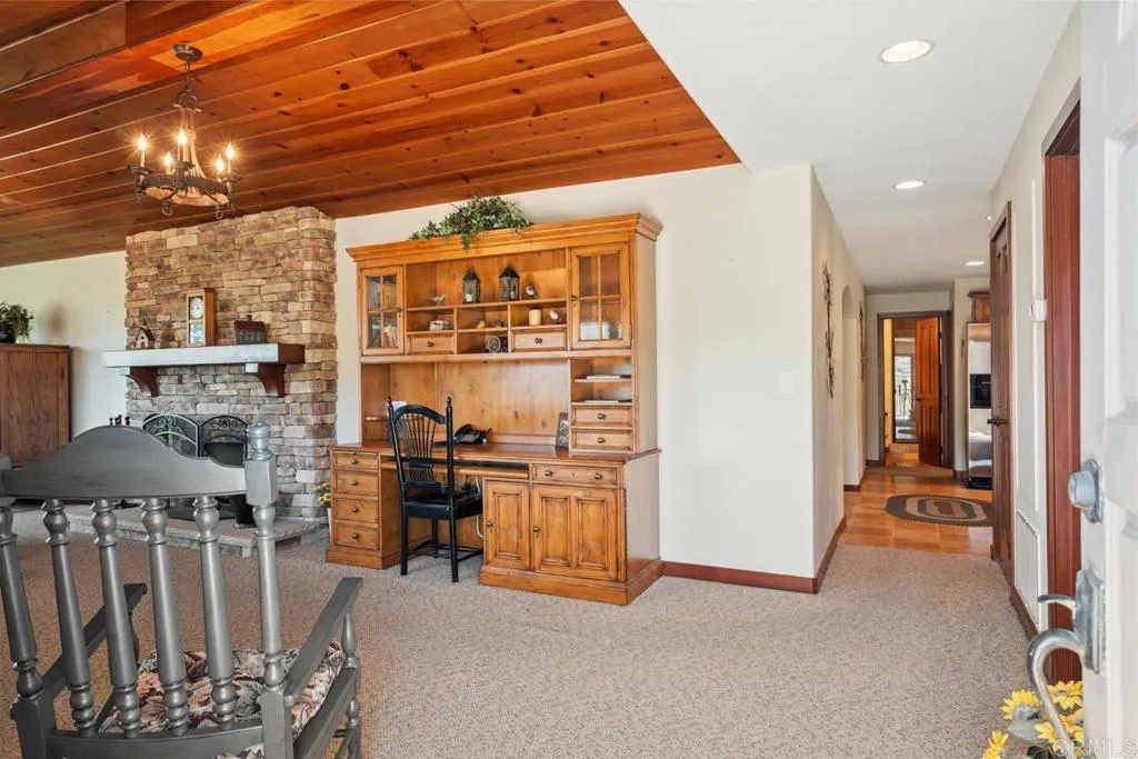 1480 Round Potrero Rd, Potrero, California 91963 home-pic-73