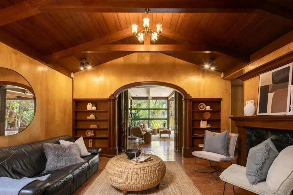 1010 Myrtle Way, San Diego, California 92103 home-pic-25