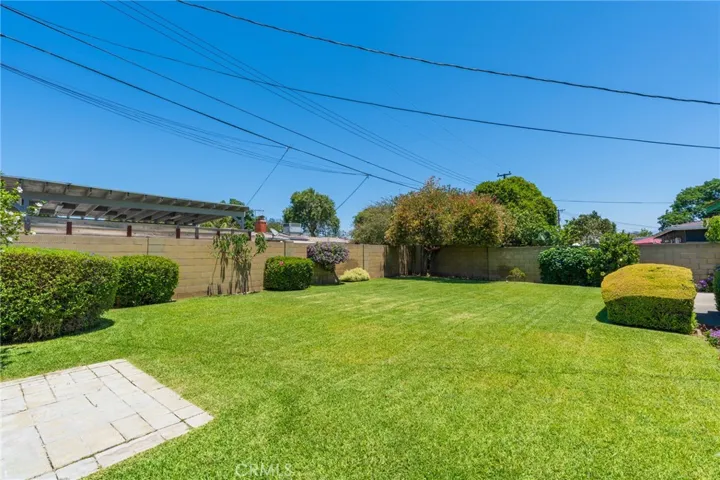 2001 W Jan Way, Santa Ana, California 92704