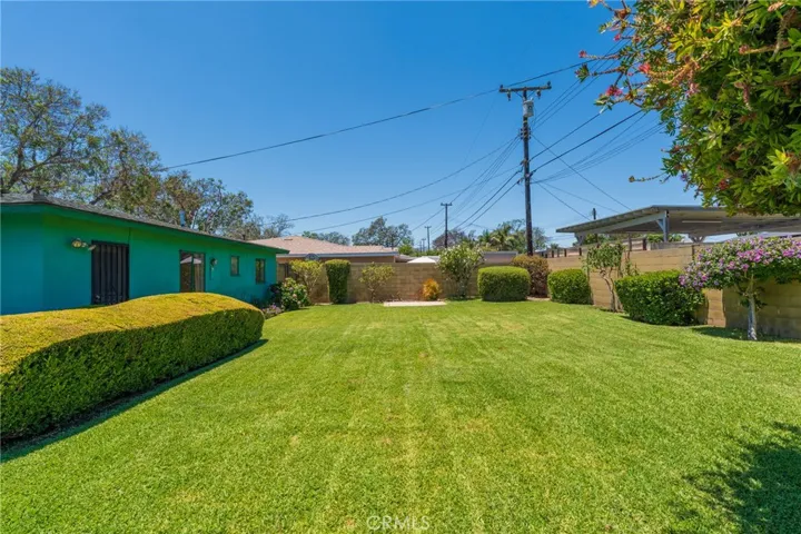 2001 W Jan Way, Santa Ana, California 92704