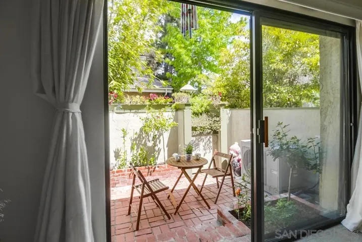 3319 Caminito Eastbluff 181, La Jolla, California 92037