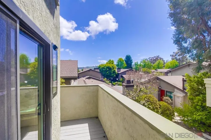 3319 Caminito Eastbluff 181, La Jolla, California 92037