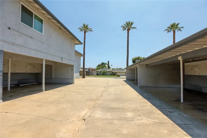 270 E Badillo Street, Covina, California 91723