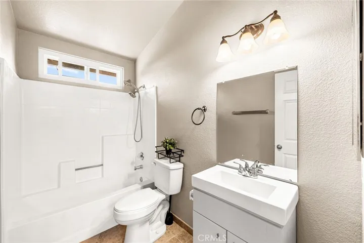 27026 Ravenhill Court, Temecula, California 92591