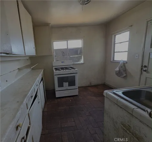 107 California Street, La Habra, California 90631