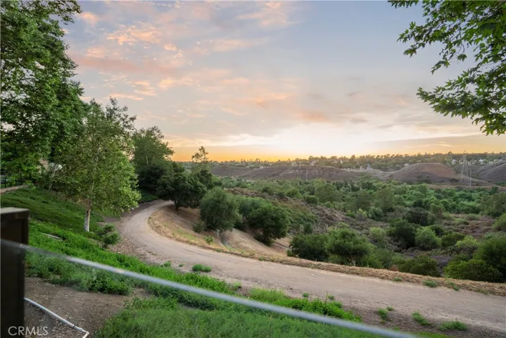 25 Thalia Street, Ladera Ranch, California 92694