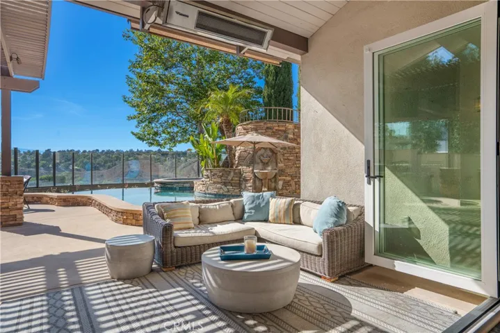 25 Thalia Street, Ladera Ranch, California 92694
